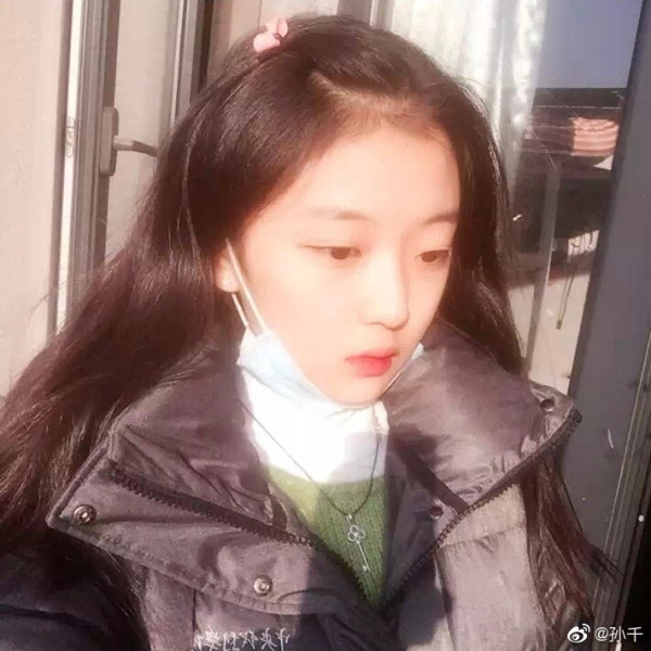 早春晴朗｜孫千被傳富二代媽媽遭起底！獲封「東北全智賢」網民嘲：長相很普通