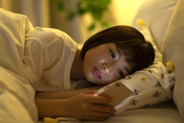 【睡眠質素】瞓足8小時依然好攰?3分鐘自測「無效睡眠」!教你1招瞓得好精神好、抗疲勞