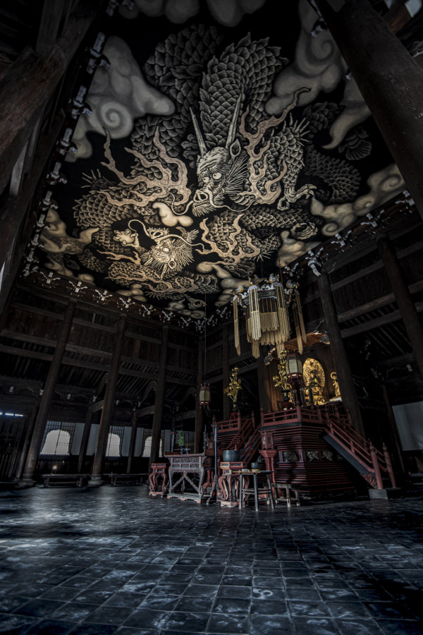 京都寺院爆遊客違規打卡亂象！多次墨水污榻榻米兼毀紙門 寺方怒下「禁和服令」 