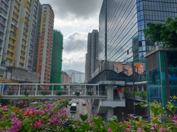 荃灣獲封SSR神區！居民狂讚5大生活配套：落雨唔使擔遮 惟1缺點成搬離主因
