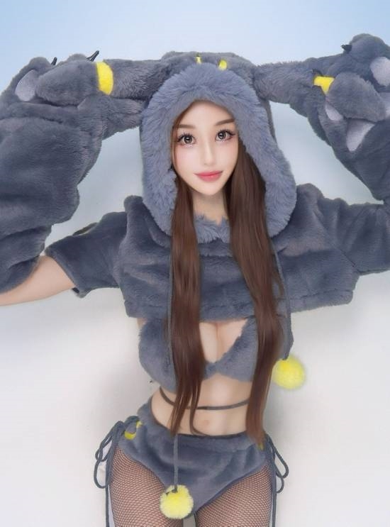 身材太完美惹熱議！176cm 日本美女曬身材被質疑 AI 生成　無奈公開三圍舊照自證　驚人背景曝光！