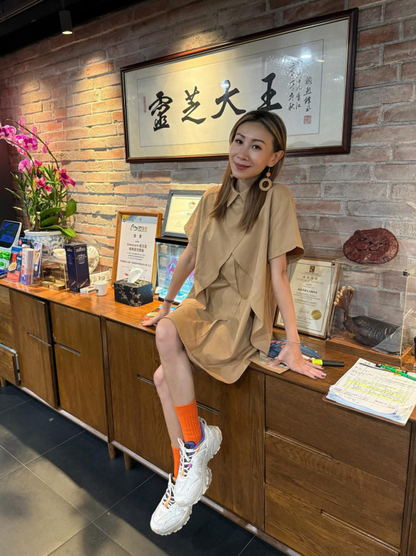 43歲女藝人被爆秘密誕子已是兩孩之母！驚傳疫情期間生仔 另一半真實身份成謎