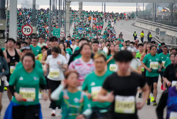 「渣打香港馬拉松2027」將於2027年1月17日舉行，圖片為過往賽事圖片，只供參考之用。（圖片來源︰HKET）