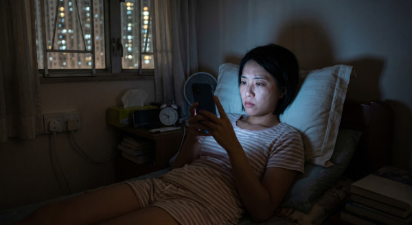 每晚眼光光到天光?日本警視廳教一招對抗失眠!史丹福教授揭早晨做一事是秒睡關鍵