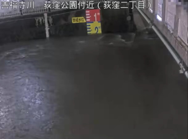 日本關東暴雨多地發避難指示 鐵路大受影響 福島地下車道車輛被淹沒釀一死 