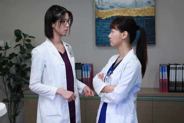 死有对证剧情｜第1集预告新任女法医强迫症发作！垃圾站撕裂人肉尸块案惊现“佳权饭店”人肉外卖？