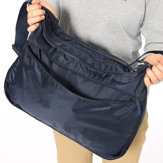 L.W. Shoulder Bag M 號 L.W. Shoulder Bag M 號