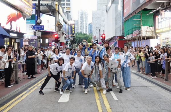 ZPOT快閃尖沙咀銅鑼灣旺角宣傳新歌《BANG》！聯同11位女銀髮族舞團街頭熱舞