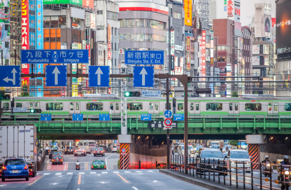 粉岭人首次入观塘惊呼似日本！网友指似新宿横滨？打工仔怒怼放工时间再尝过