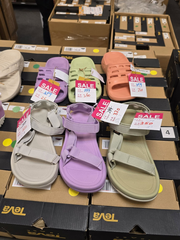 開倉優惠｜海港城運動鞋/涼鞋開倉低至$170！On運動鞋激減至$899、Teva/ROCKPORT/UGG$250起