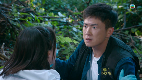 《死有对证》首播｜陈晓华演面懵心精正能量法医新手！笑脸迎战Mean爆上司韦家雄拎晒符