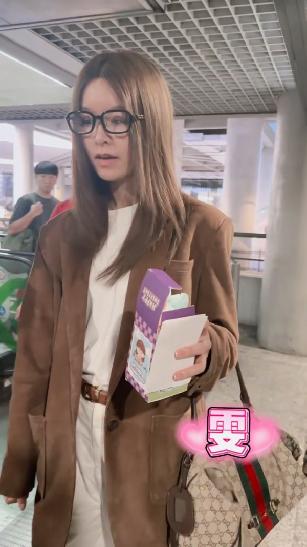 37岁Janice Man文咏珊素颜生图引热议！真面目原形毕露 双眼无神被嫌像路人