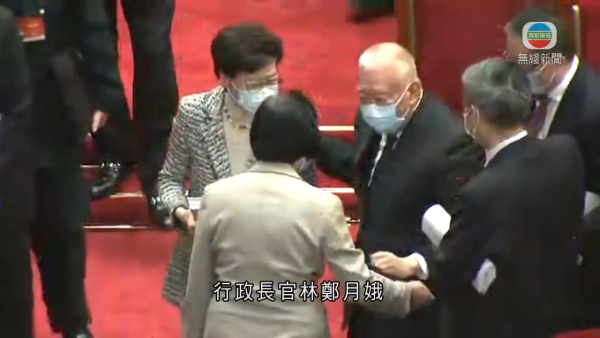 前行政长官董建华离世享年89岁 办公室发声明：高风亮节精神永垂不朽
