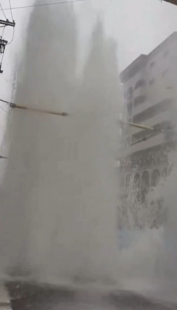 有片!名古屋遇破紀錄世紀暴雨 道路積水成河鐵軌被淹 市內交通癱瘓全線學校停課
