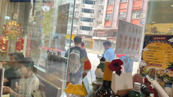 基隆茶餐廳月餅爭議！食環放蛇檢控＋報警／半年巡查8次負責人斥針對不服