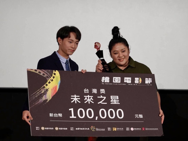 《早春晴朗》另一幕後功臣！親密指導蔡嘉茵背景超強！曾獲提名金鐘視后