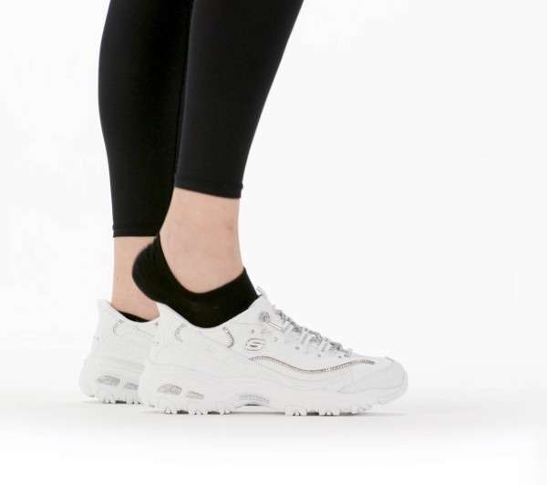 照片來源：Skechers 官方網站