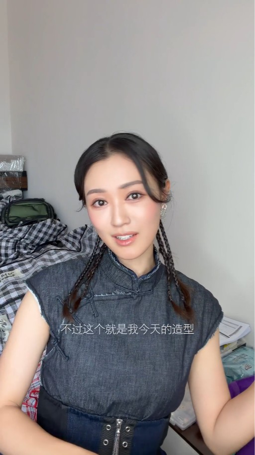 张宝儿越搬越大复式豪宅新居曝光!豪设儿童弹床专区 比6600万旧居更震撼