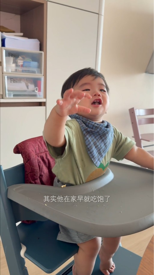 张宝儿越搬越大复式豪宅新居曝光！豪设儿童弹床专区 比6600万旧居更震撼