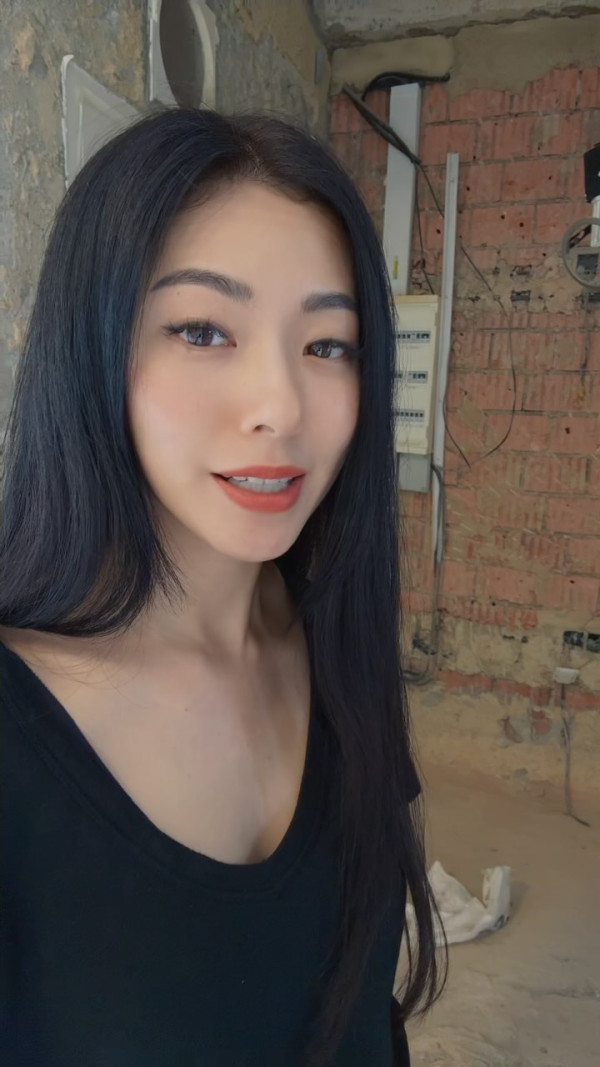 44歲千禧女神息影後近況曝光外貌極凍齡 嫁富商育兩子白手起家變女強人