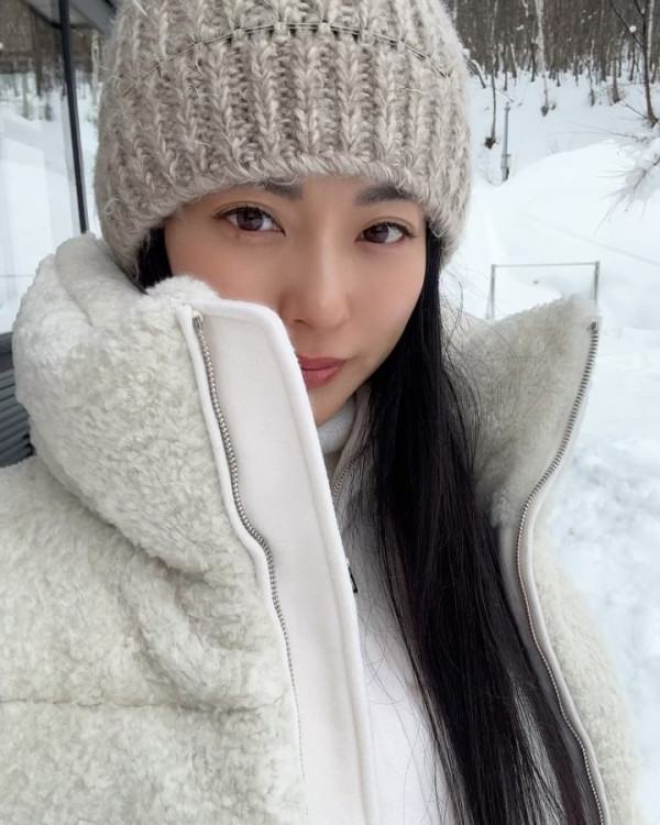 44歲千禧女神息影後近況曝光外貌極凍齡 嫁富商育兩子白手起家變女強人