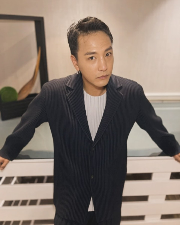 37岁男神淡出影视圈爆转行做工地！曾做男主角为生计放下身段：不觉得是什么大事