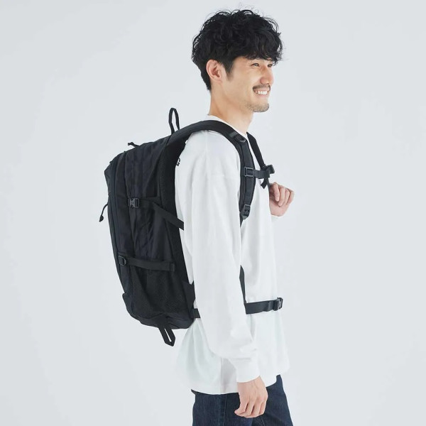 出遊通勤神包！Coleman Walker 33L機能背包遊日必買 大容量可裝電腦兼防水0入手！ 
