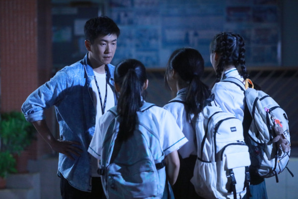 死有对证剧情｜第8集预告豪宅少妇离奇伏尸！法医千金藏避孕药揭欺凌 芷欣恋爱脑泄密惹祸