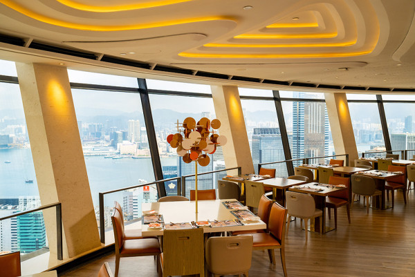 自助山｜灣仔全港唯一360°旋轉餐廳｜連續7年我最喜愛自助餐廳