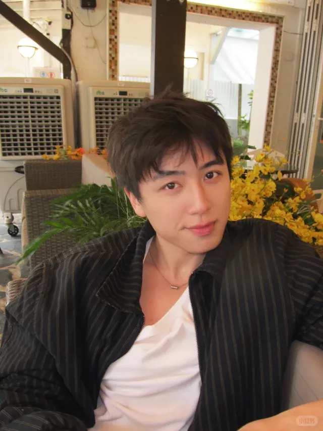 湯洛雯靚仔表弟轉型做旅遊KOL!開小紅書拍VLOG勁吸逾4萬粉絲