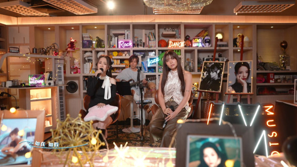 J Music|谷娅溦林沚羿惊喜合唱《一生中最爱》!美声交融网友直呼:听到耳朵怀孕