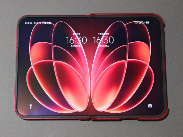 Xiaomi 18 Fold 實測｜219g 輕薄摺機兼 6000mAh 大電 2 億像素 Leica 三鏡