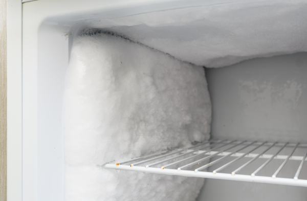 雪櫃結霜｜雪櫃冰格經常結霜點算好？專家拆解5大結霜原因 教5招輕鬆預防