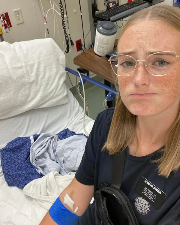 戴隱形眼鏡沖涼出事!美國20歲女感染食腦阿米巴變形蟲 雙眼一度失明一年未康復