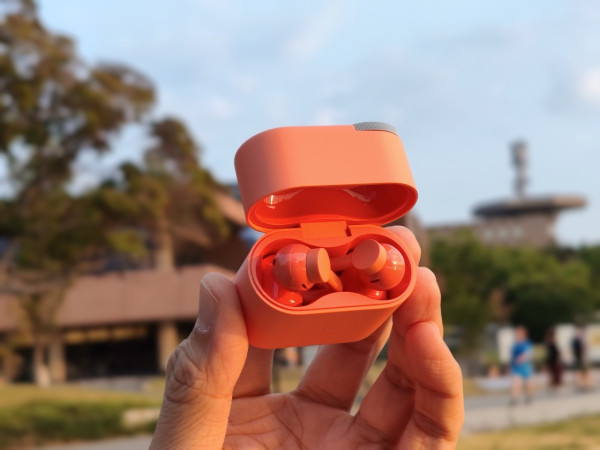 CMF Clip Pro 實測｜HK$649 開放式耳夾耳機 5.9g 超輕 Smart Dial 旋鈕幾實用？
