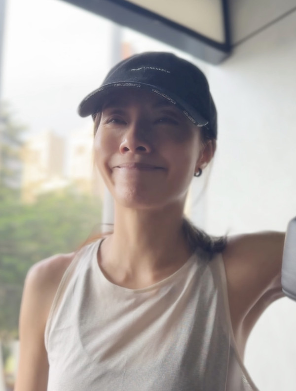 邓丽欣陷人品争议引发形象插水?发文被指火上浇油再反击 网友围剿句句有骨:相由心生