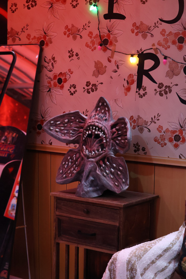 《怪奇物语》官方授权 Pop-up Store 登陆中环！沉浸式霍金斯小镇、限定周边开售