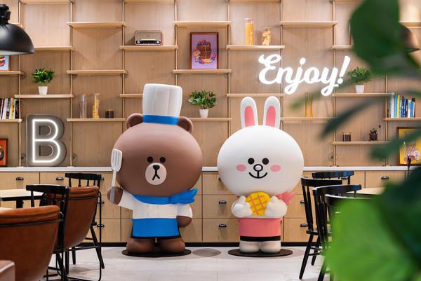 BROWN & FRIENDS CAFE & BISTRO｜葡京人LINE FRIENDS主題餐廳・派對包場首選