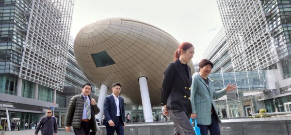 【施政報告2026懶人包】施政報告28大重點一文睇 第2胎津貼加碼至$3萬/3萬青年職位/24小時綠在區區