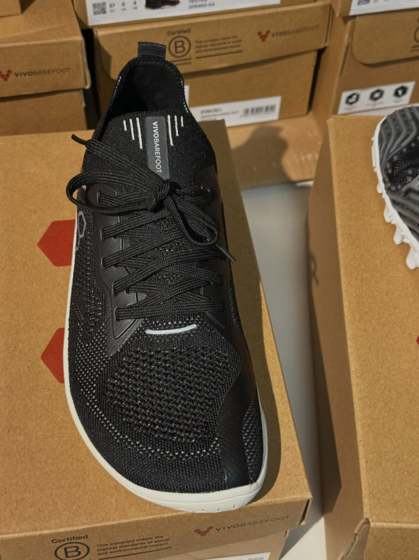 开仓优惠｜名牌运动鞋开仓$300起！Vivobarefoot/MLB/Diadora劈价！帆布鞋、老爹鞋都有平