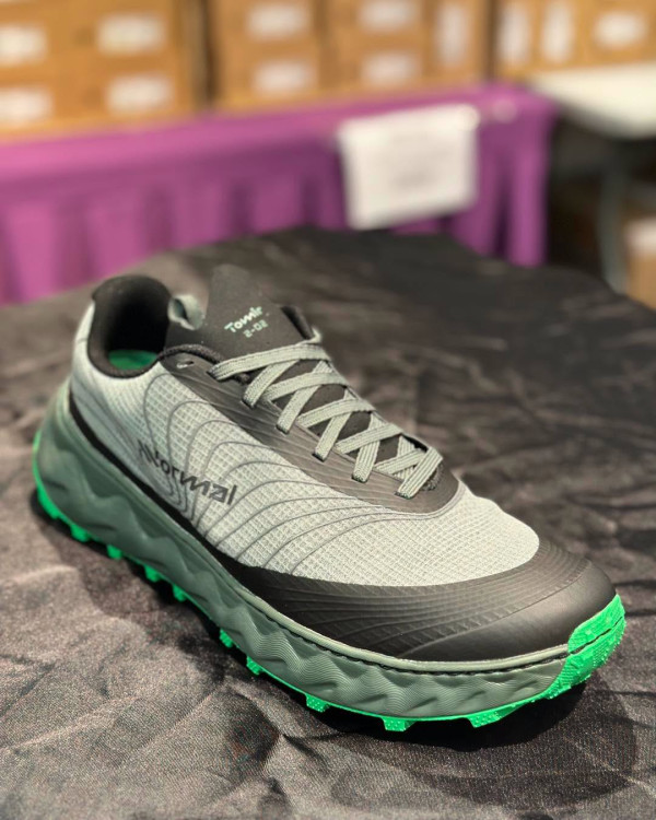 开仓优惠｜名牌运动鞋开仓$300起！Vivobarefoot/MLB/Diadora劈价！帆布鞋、老爹鞋都有平