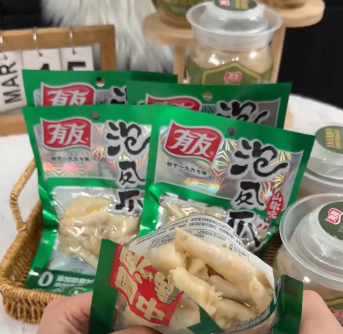 北上中伏｜內地知名泡椒鳳爪出事！驗出大腸菌群超標180倍 隨時引發嘔吐肚屙 