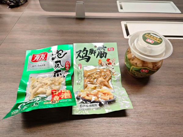 北上中伏｜內地知名泡椒鳳爪出事！驗出大腸菌群超標180倍 隨時引發嘔吐肚屙 