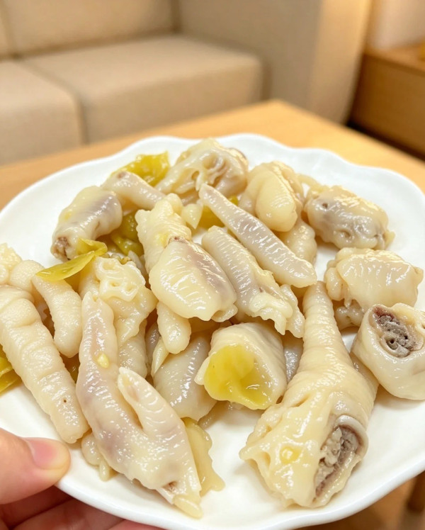 食安｜北上买零食出事！内地知名凤爪大肠菌群超标180倍！恐致急性肠胃炎 教3招防伏