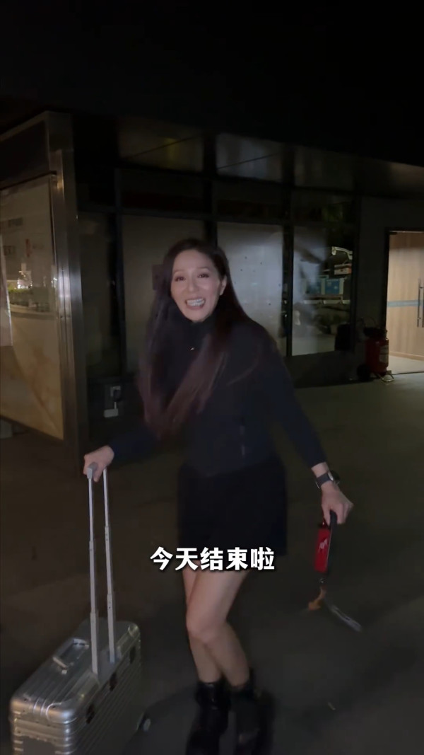 愛回家女主角轉型直播帶貨連踩12個鐘！新動向曝光靠月餅充飢盡顯疲態極辛酸