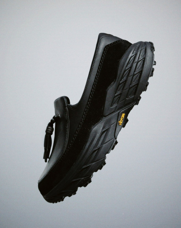圖片來源:IG@hoka_kr HOKA大熱SPEED LOAFER一鞋難求!流蘇樂福鞋/街頭風到正裝混搭一對搞掂、附日韓台價錢對比