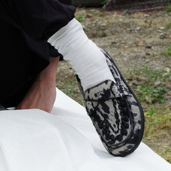圖片來源:keenfootwear.jp KEEN爆紅UNEEK LOAFER!戶外紳士風/復古雙繩編織設計 附港日價格對比!