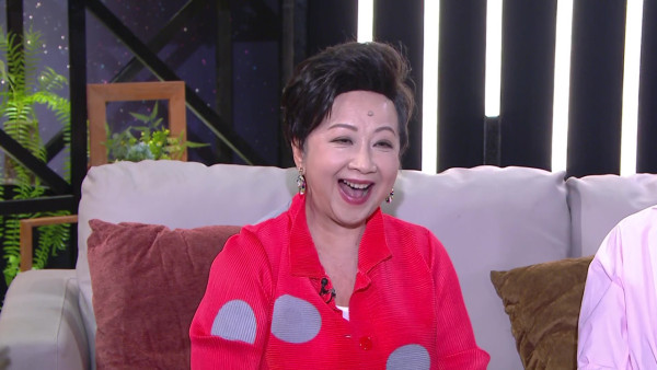 薛家燕享受当下爱情表明不婚立场！直言有人嘘寒问暖好开心：不会再谈结婚