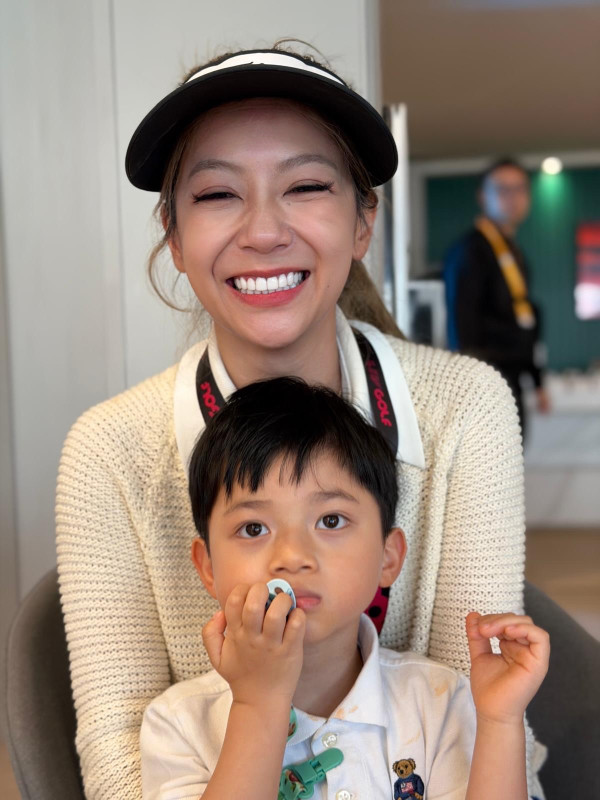 何雁诗大反击怒斥“弃子”评论有毒！亲解天使儿子移民原因：都是为了孩子好