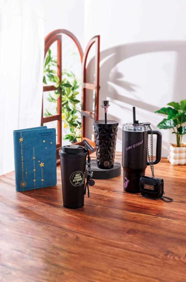 Starbucks聯乘周杰倫推限定商品！歌詞隨行杯/魔術帽吸管杯/限量音樂筆記本